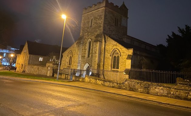Photo of St Cross Church