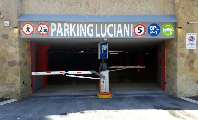 foto Parking Luciani