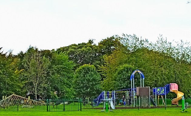 Photo of Hinkler Green Playground