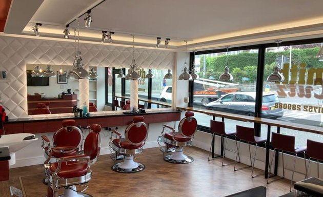 Photo of Zenith Cutz