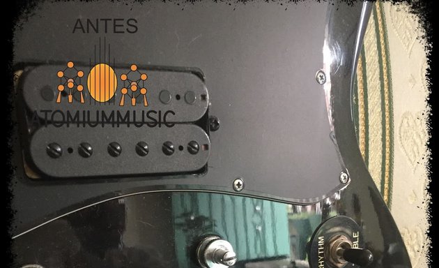 Foto de Reparacion de instrumentos musicales - Atomiumusic