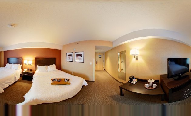 Photo of Hampton Inn & Suites Boston Crosstown Center