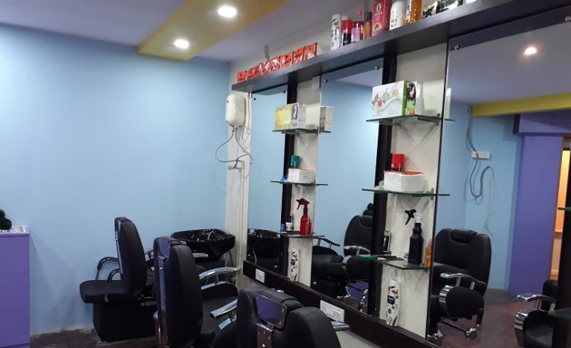 Photo of Royal MEN'S. Salon & hair spa