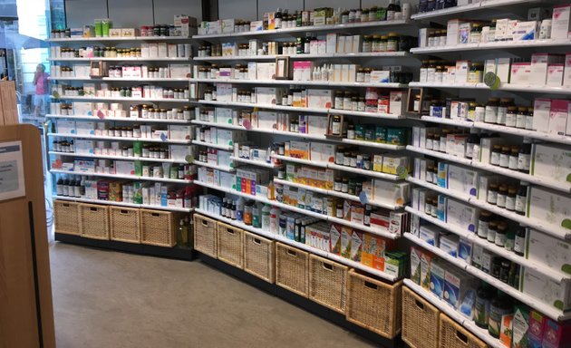 Photo de Pharmacie du Théâtre Anton&Willem - Herboristerie