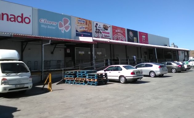 Photo of 1Up Cash & Carry Epping Mega Store