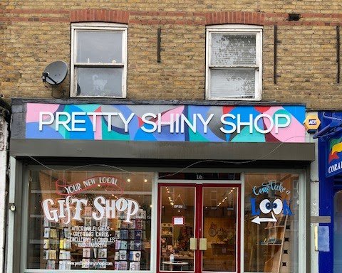 Photo of Pretty Shiny Shop - Oval