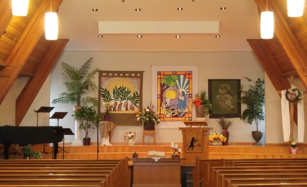 Photo of Foothills Mennonite Church