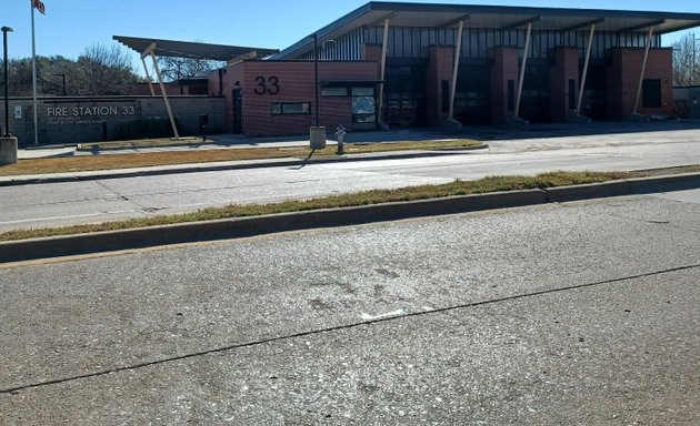 Photo of Dallas Fire Station 33