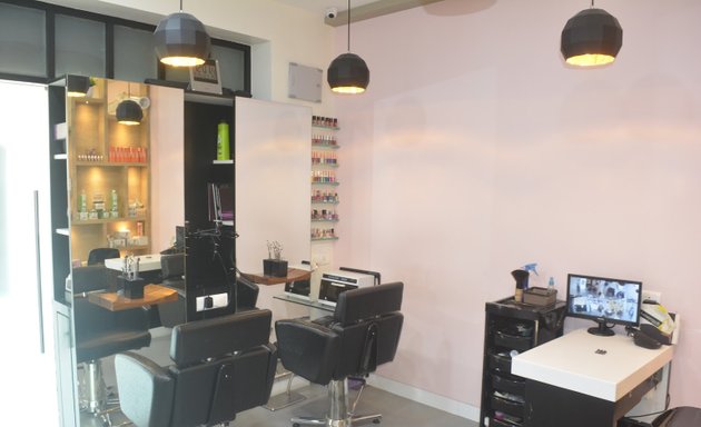 Photo of Honeycomb Salon