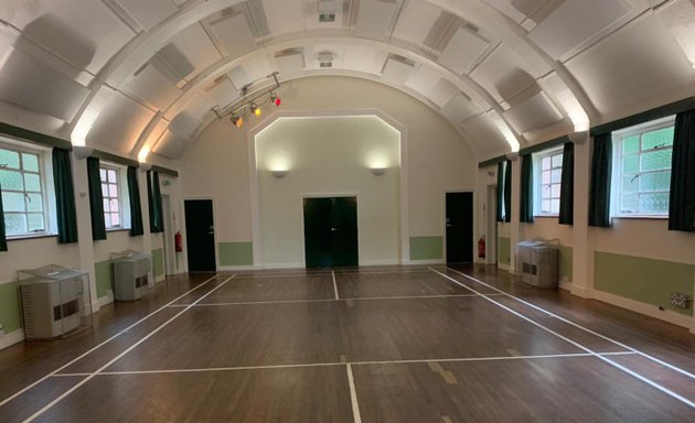 Photo of The Vacani School of Dance (Clapham, Wandsworth)