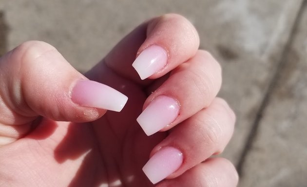 Photo of Lee's Nails