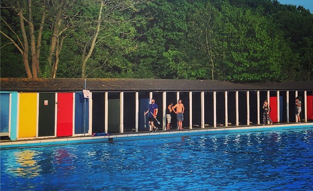 Photo of Tooting Bec Lido