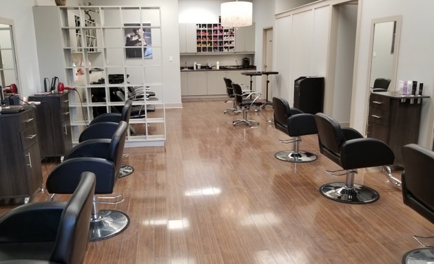 Photo of Salon Life