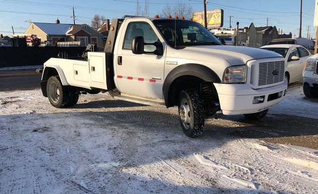 Photo of Towing service in Edmonton
