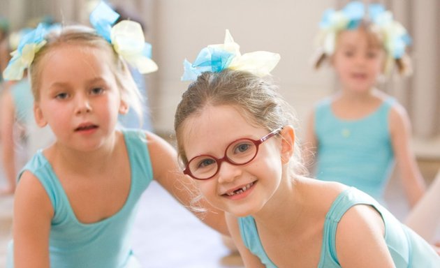 Photo of La Sylvaine & Wendy Bell School of Dance