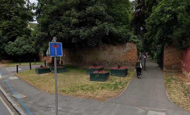 Photo of Penge Gate