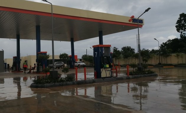 Foto de Gasolinera SIGMA, sector Ciudad Del Este