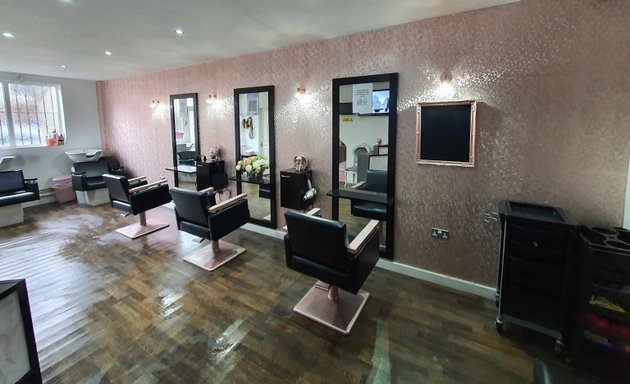 Photo of Alison Elizabeth Hair Salon