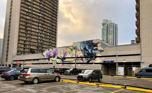 Photo of Parking Indigo Calgary - Lot 121 (Continental Towers)