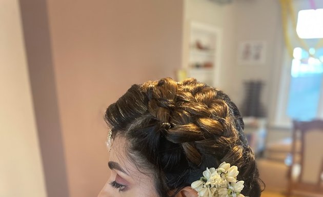 Photo of London Bridal Hairstylist