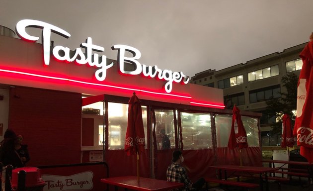 Photo of Tasty Burger Lot