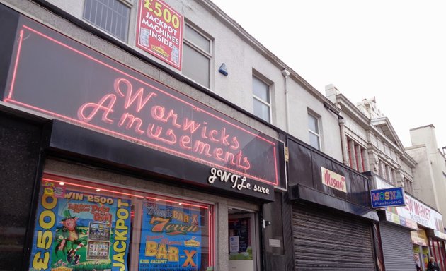 Photo of Warwick's Amusements