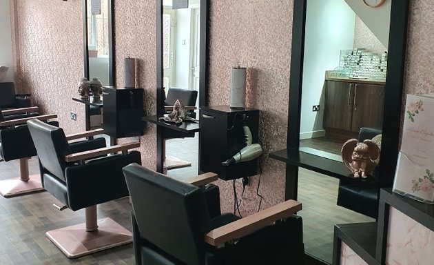 Photo of Alison Elizabeth Hair Salon