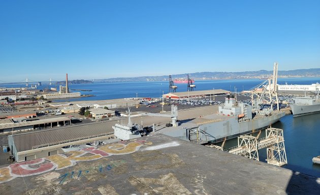 Photo of Martin Marietta - Pier 92 Marine Aggregates