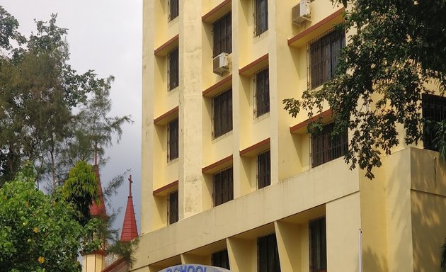 Photo of St. Louis’ High School, Dahisar