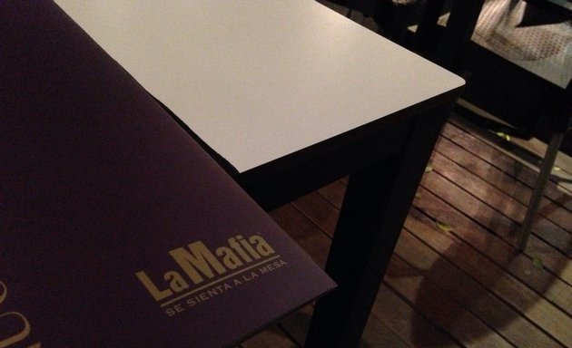 Foto de La Mafia se sienta a la mesa - Nervión