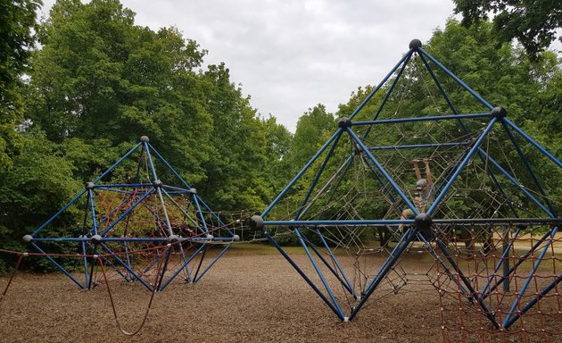 Foto von Spielplatz Sinaipark Spielbereich 2