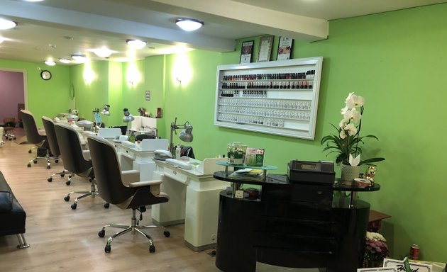 Photo of Q nails and Beauty