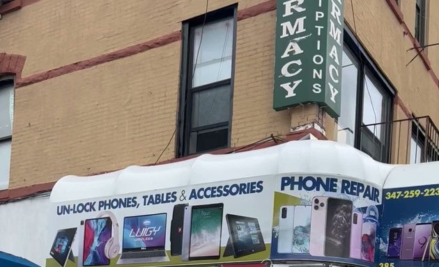 Photo of Phone Repair Luigy Wireless Corp #2