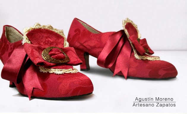 Foto de Agustín Moreno Artesano - Historical shoes and original