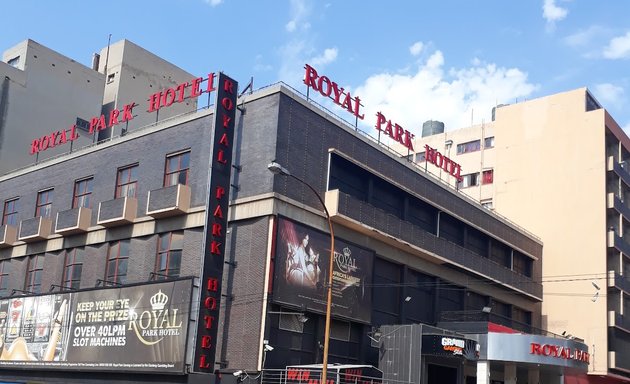 Photo of Royal Park Hotel