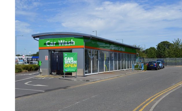 Photo of IMO Car Wash