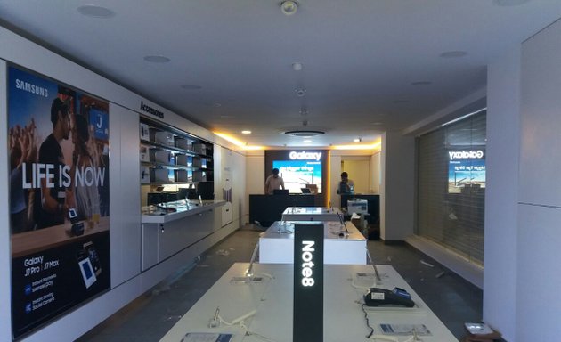 Photo of Samsung SmartCafé (Innesfree Retail Llp)