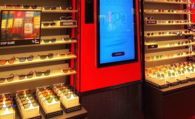 foto Ray-Ban Store