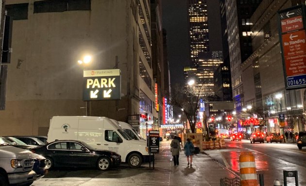 Photo of Radisson Hotel New York Times Square