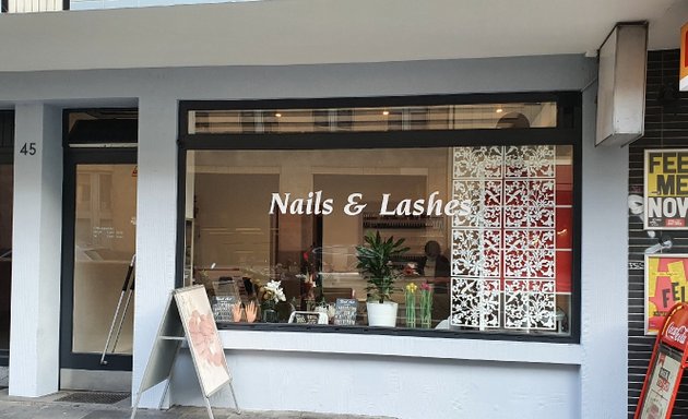 Foto von Nails & Lashes