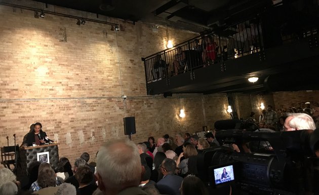 Photo of Row 24 Chicago