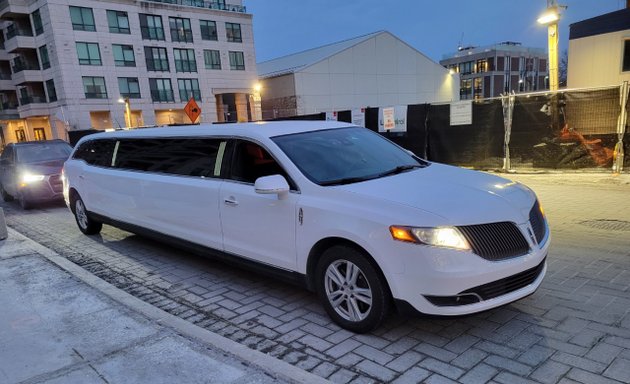 Photo of Royal Touch Limousine Service