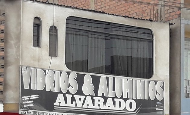 Foto de Vidrios & Aluminios Alvarado