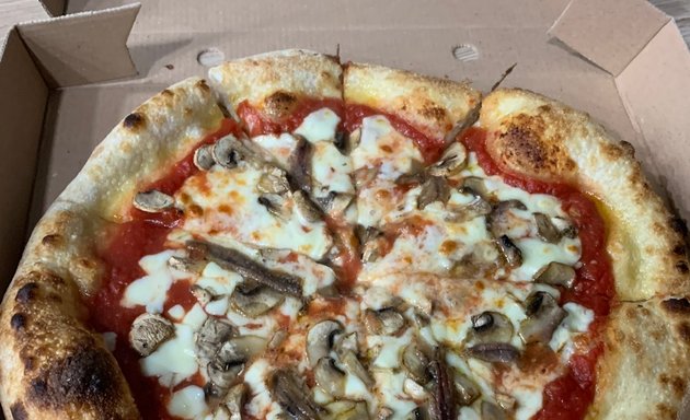 Photo of Pizza Pazza