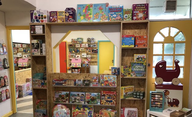 Photo of The Honeycomb Toys And Books