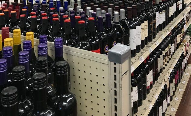 Photo of 108 Q Liquor & Wine Inc