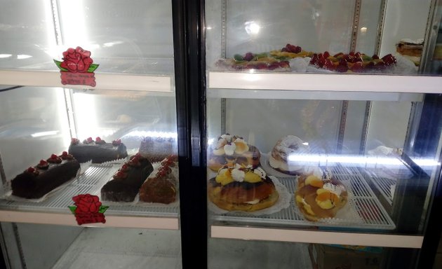 Foto de Panadería y Pastelería Santa Matilde