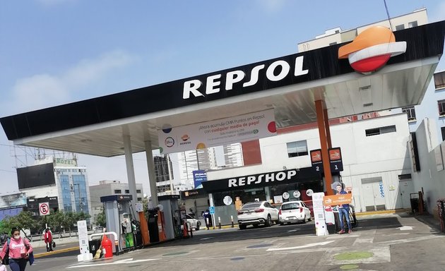 Foto de Estación de Servicio Repsol