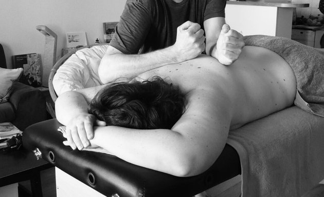 Photo de Antoine Arnou - Détente & Vous - Massage Ayurvédique Abhyanga - Massage Suédois