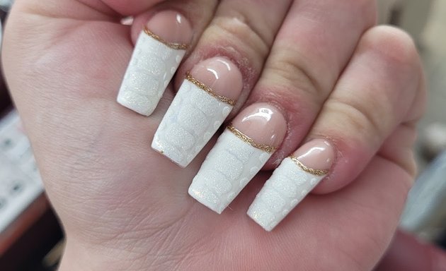 Photo of H L Nails